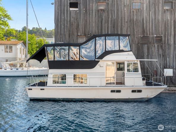 1325 Fairview Avenue N, Seattle WA 98102