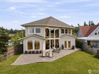 8668 NE Point No Point Road