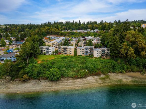 525 Lebo Boulevard G1, Bremerton WA 98310