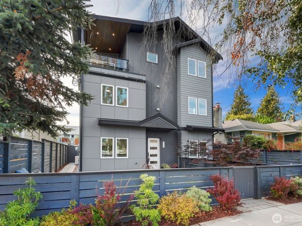 8009 27th Avenue NW, Seattle WA 98117