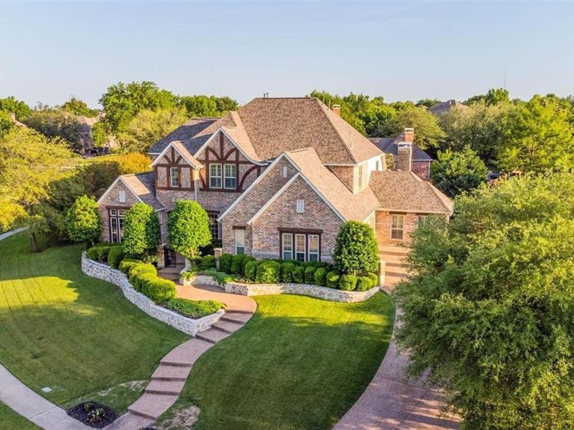 6705  Thorntree Drive , McKinney Texas 75072