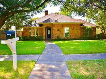 2214  Shannon Lane 