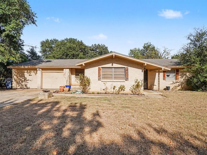 1553  Montclair Drive , Fort Worth Texas 76103