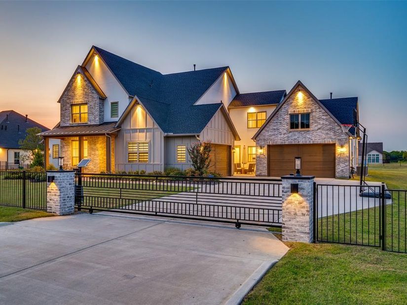 1402  Dogwood View , Oak Point Texas 75068