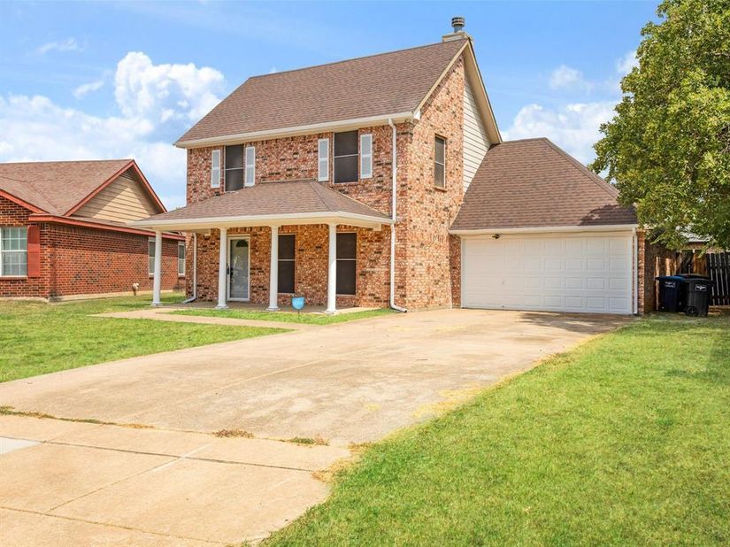6437  henco dr Drive , Fort Worth Texas 76119