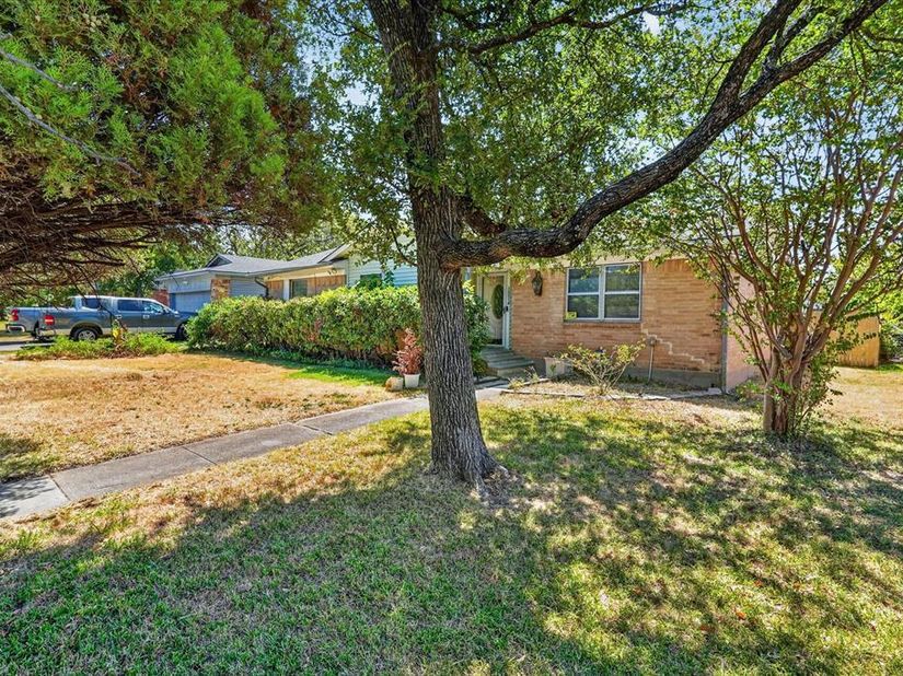 10014  Mesita Drive , Dallas Texas 75217