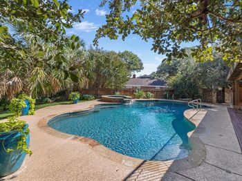 4400  Summercrest Court 
