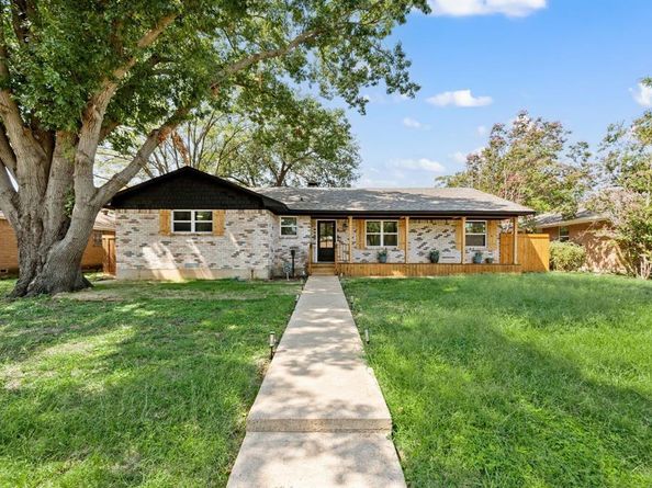 6211  Symphony Lane , Dallas Texas 75227