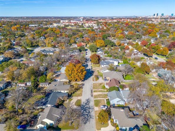 3612  Winston Road , Fort Worth Texas 76109