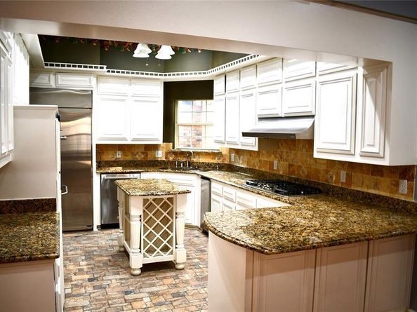 908  Mccoy Drive , Irving Texas 75062