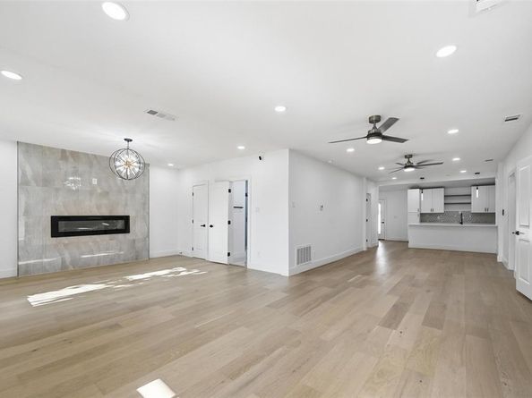 710 S Glasgow Drive , Dallas Texas 75223