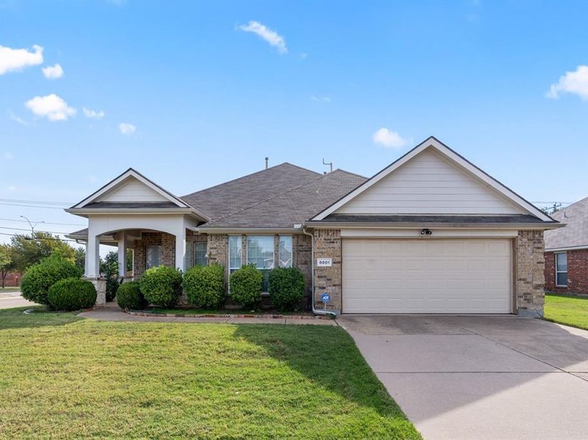 8801  Bloomfield Terrace , Fort Worth Texas 76123