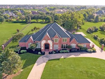 1561  WINDING CREEK Road 