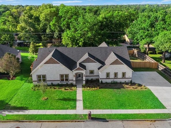 603  Bardfield Avenue , Garland Texas 75041