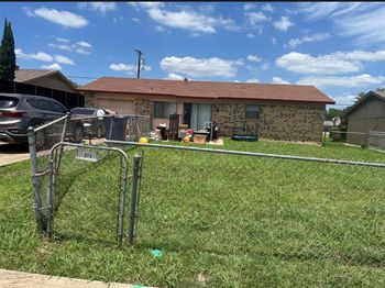 914  Pleasant Valley Road 