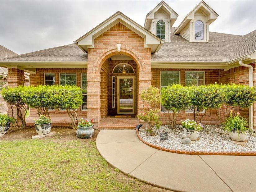 4524  Embercrest Lane , Fort Worth Texas 76123