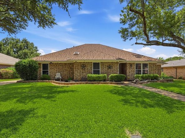 2008  Iron Horse Court , Arlington Texas 76017