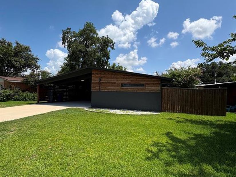 3609  Seguin Drive , Dallas Texas 75220