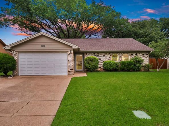2609 N Capistrano Court , Arlington Texas 76015