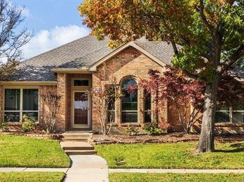 2075  Sunset Lane 
