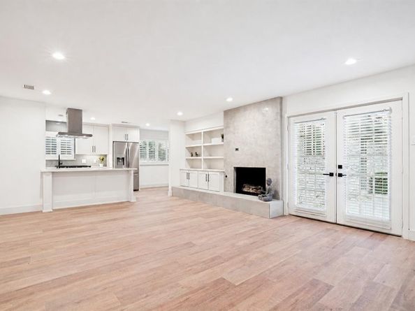 3817  Crestpark Drive , Farmers Branch Texas 75244