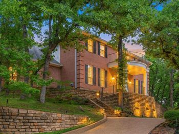 302 W Charlottesville Avenue 