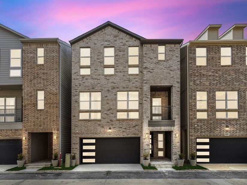 2535  Carolwood Lane , Dallas Texas 75212