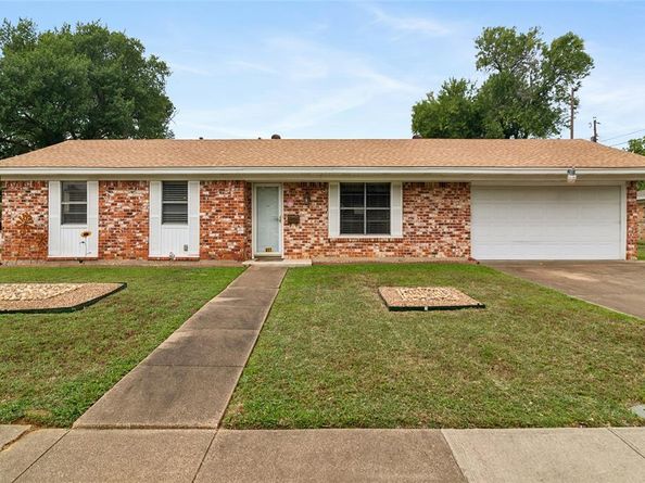 937  Patricia Street , Irving Texas 75060