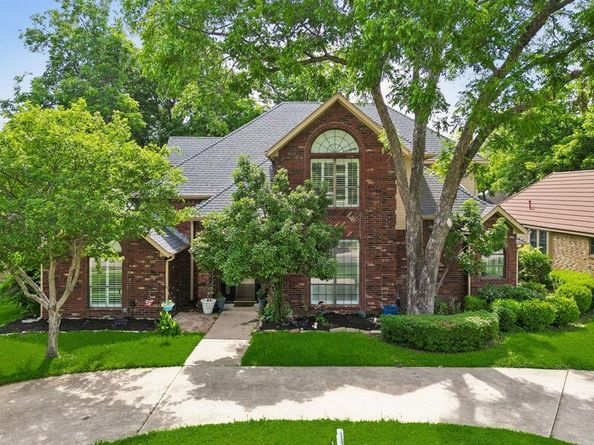 1909  Pecan Ridge Drive , Rowlett Texas 75088