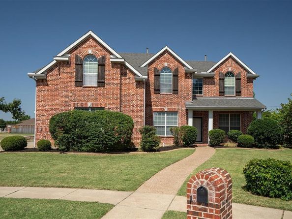 3701  Emerald Park Court , Corinth Texas 76208