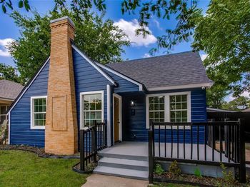 2635  Gladstone Drive 
