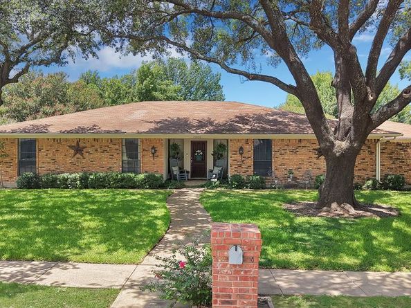 10000  Westpark Drive , Benbrook Texas 76126