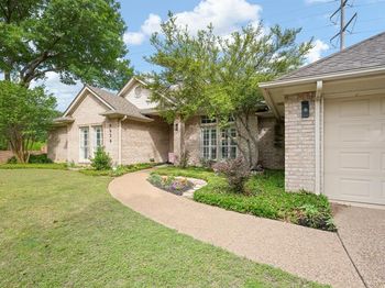 6628  Westmoor Lane 