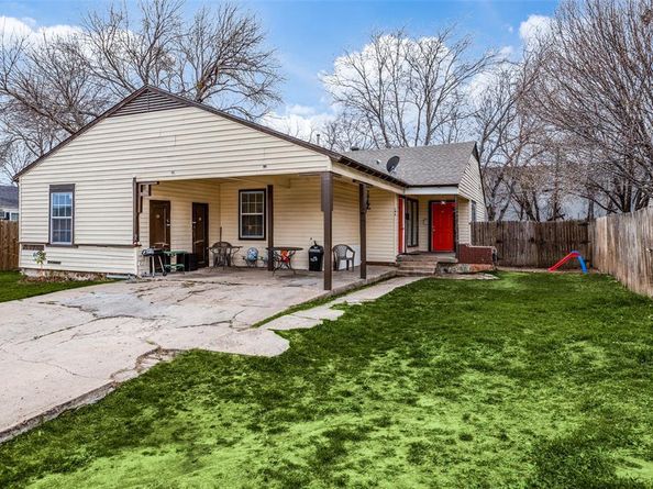 129/131 NE 22ND Street , Grand Prairie Texas 75050