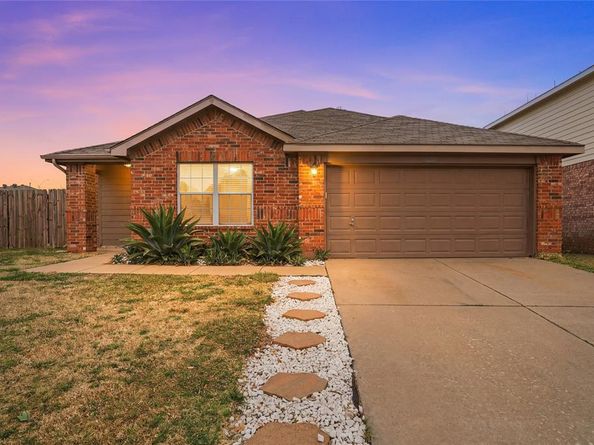 10809  Deer Trail , Fort Worth Texas 76140