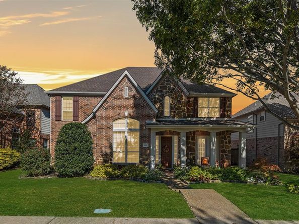 820  Shores Boulevard , Rockwall Texas 75087