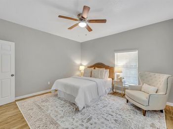 925 S Brighton Avenue 