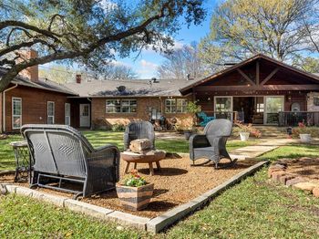 1402  Verano Drive 
