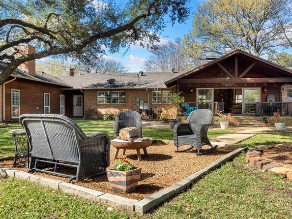 1402  Verano Drive , Dallas Texas 75218