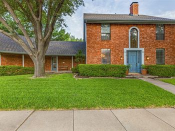 3701  Queenswood Lane 