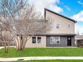 320 W Gambrell Street 