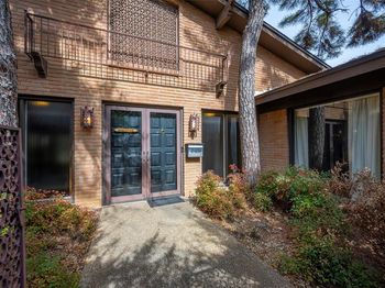 4332  Westdale Drive 