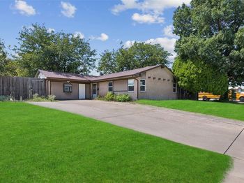 1921  Northwood Drive 