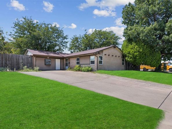 1921  Northwood Drive , Garland Texas 75040