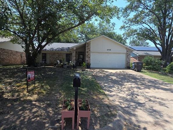 4748  Moss Rose Drive , Fort Worth Texas 76137