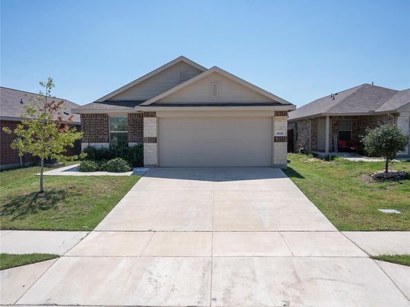 5829  Honey Creek Street , Fort Worth Texas 76179