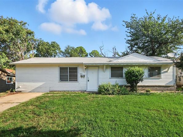 7225  Van Natta Lane , Fort Worth Texas 76112