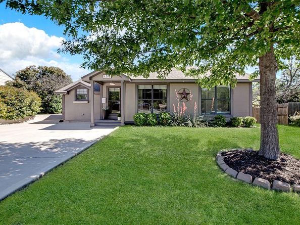 4305  Southwest Boulevard , Fort Worth Texas 76116