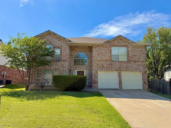 5518  Heathercrest Drive , Arlington Texas 76018