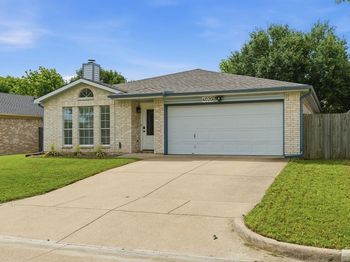 4020  Staghorn Circle N